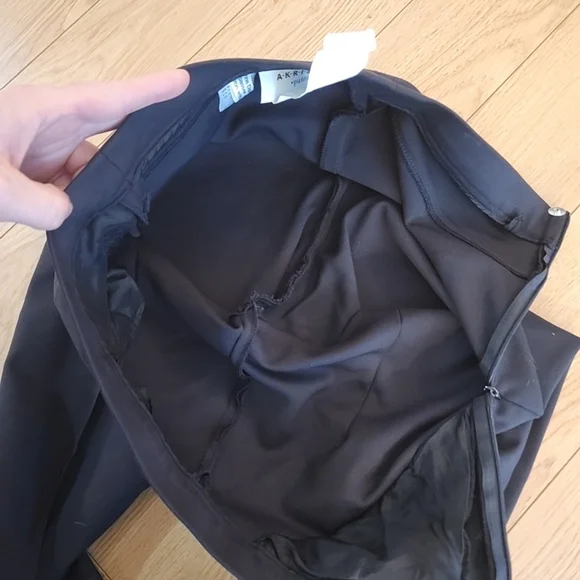 Akris Franca Cropped Pants-8 - Picture 15 of 16